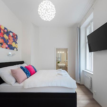 Residence Tesnov Apartment プラハ エクステリア 写真