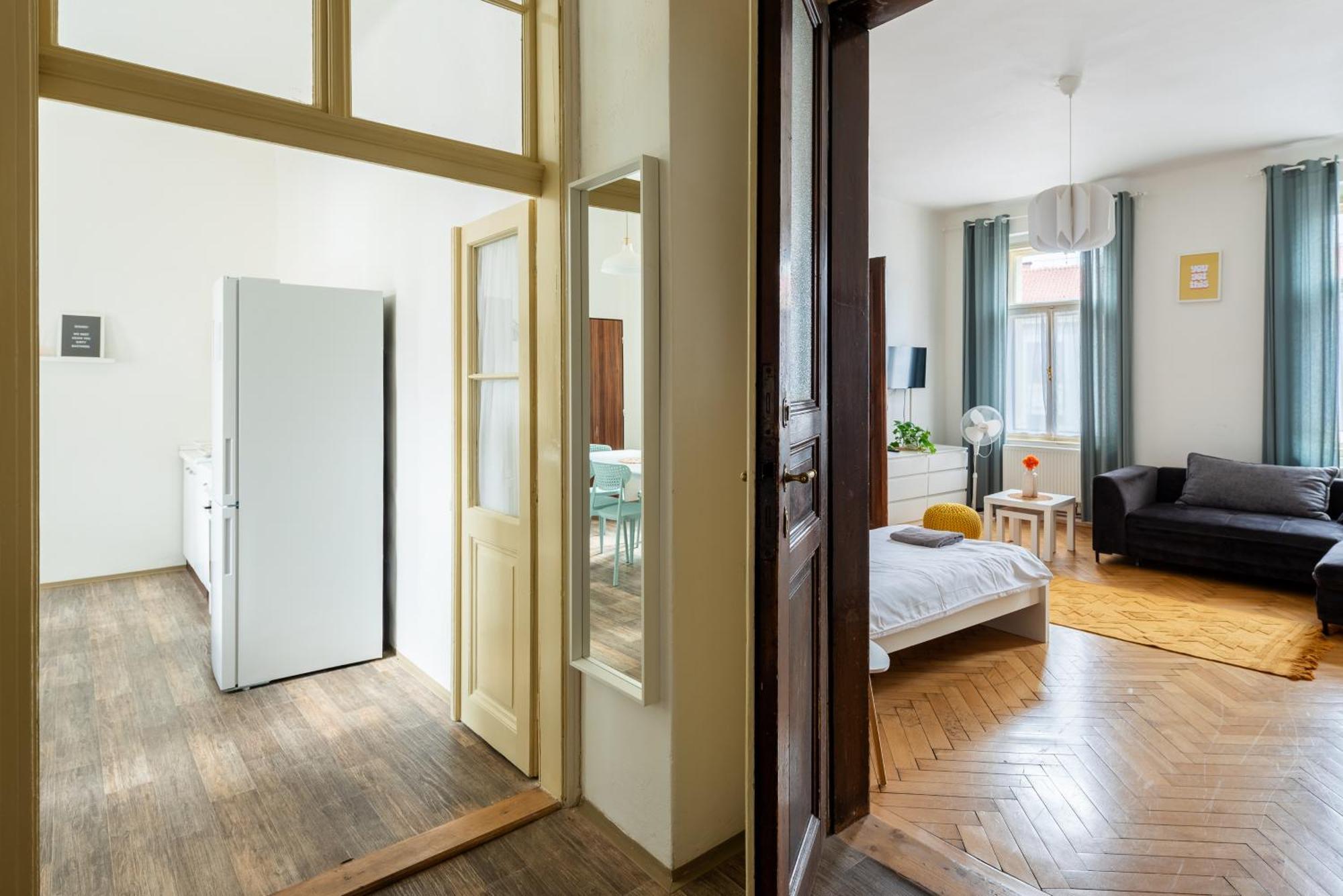 Residence Tesnov Apartment プラハ エクステリア 写真