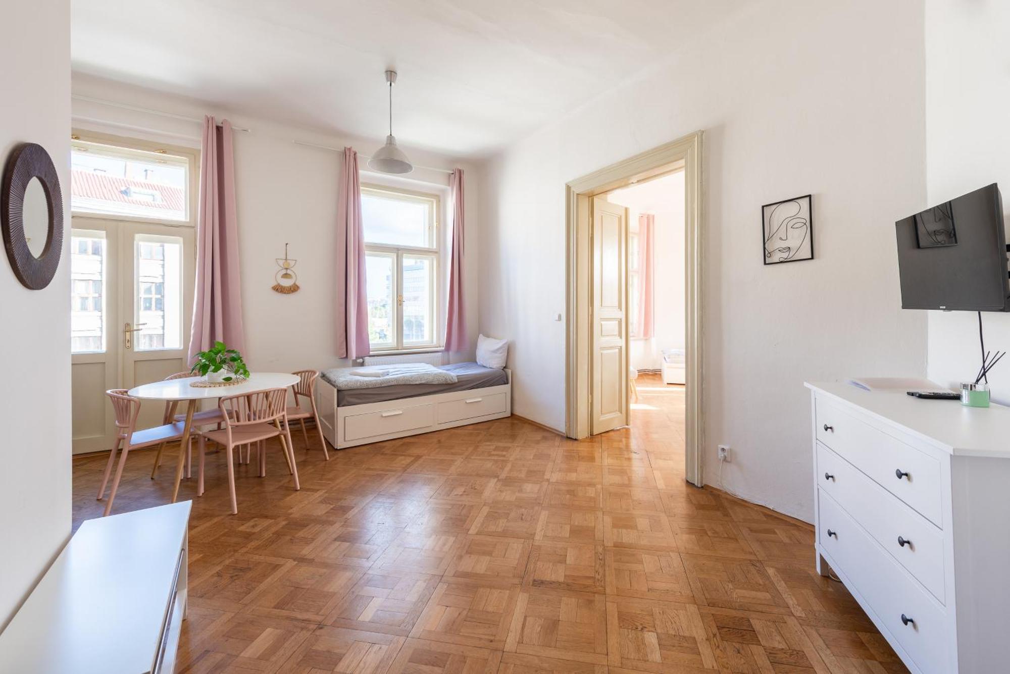 Residence Tesnov Apartment プラハ エクステリア 写真